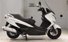 SUZUKI SKYWAVE 200 (Burgman 200) CH41A