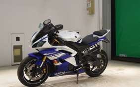 YAMAHA YZF-R6 2017