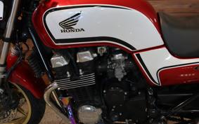 HONDA CB750 2006 RC42