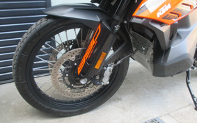 KTM 890 ADVENTURE	 2023 TS640