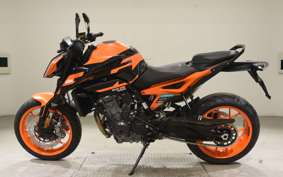 KTM 890 DUKE GP