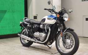 TRIUMPH BONNEVILLE T100 2016