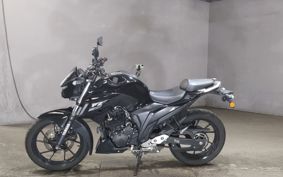YAMAHA FZ25 RG69