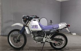SUZUKI DJEBEL200 SH42A