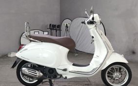 VESPA PRIMA BEIGE RA125 M8210