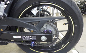 SUZUKI ｼﾞｸｻｰ250SF 2004 ED22B