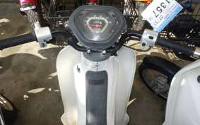 HONDA C50 SUPER CUB AA04