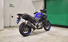 SUZUKI DL650 ( V-Strom 650 ) XTA 2022 C733M
