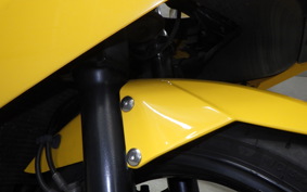 TRIUMPH DAYTONA 600 2004