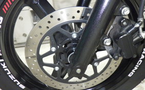 SUZUKI GSR250 2013