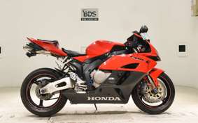 HONDA CBR1000RR 2005 SC57