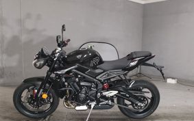 TRIUMPH STREET TRIPLE R 2026 HDA604