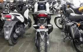 HONDA X-ADV 750 2026 RH21