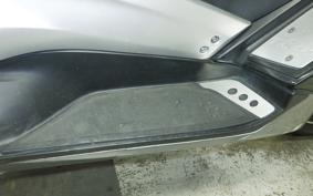 YAMAHA T-MAX 500 2011 SJ08J