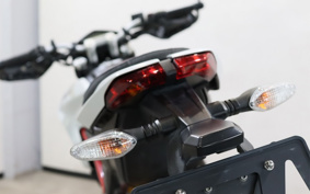 DUCATI HYPERMOTARD 939 2016 BA01