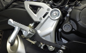 HONDA CB125 R