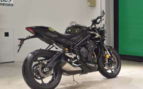 TRIUMPH STREET TRIPLE RS 2025