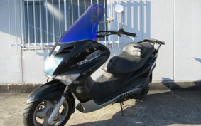 YAMAHA MAJESTY 125FI SE22