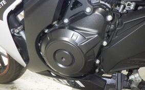 SUZUKI GSX250 R 2019