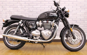 TRIUMPH BONNEVILLE T120 2017 DAD75H