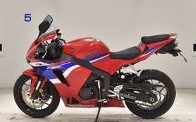 HONDA CBR600RR 2025 PC40