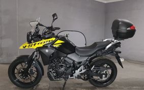 SUZUKI V-STROM 250 DS11A