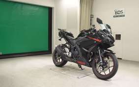 YAMAHA YZF-R3 2018 RH07J