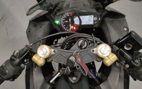 YAMAHA YZF-R25 RG43J