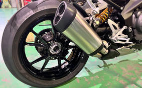 TRIUMPH SPEED TRIPLE RR 2023 3SP02S