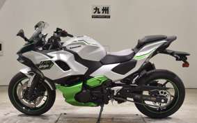 KAWASAKI NINJA7ﾊEVEﾘｯﾄﾞ 2025 CX500A