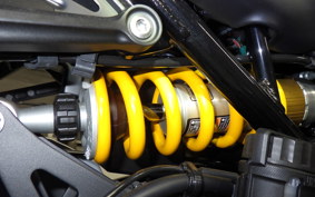 KAWASAKI Z900RS SE 2025