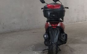 YAMAHA N-MAX 155 SG50J