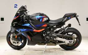 BMW M1000RR 2025