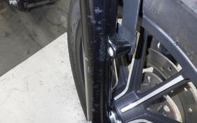 HARLEY XL883N 2013