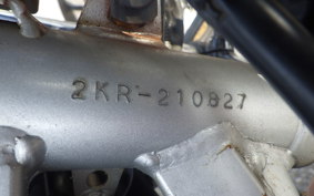 YAMAHA FZR250 2KR
