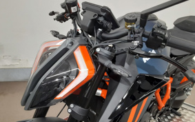 KTM 1290S-DUKE-R 2025 V3940