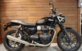 TRIUMPH STREET TWIN 2016 DAD74G