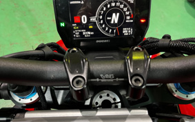 DUCATI STREET FIGHTER V4S 2021 1F00