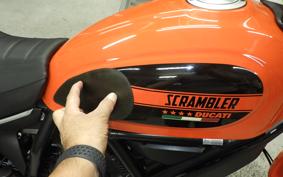 DUCATI SCRAMBLER SIXTY2 2017