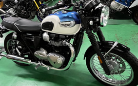 TRIUMPH TRIUMPH BONNEVILLE T100 2017 DAD70G