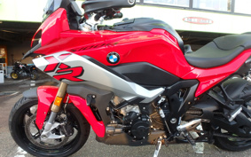 BMW S1000XR 2020 0E41