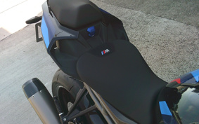 BMW M1000R 2025 0P51