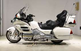 HONDA GL 1800 GOLD WING 2004 SC47