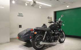 TRIUMPH BONNEVILLE サイドカ- 2010