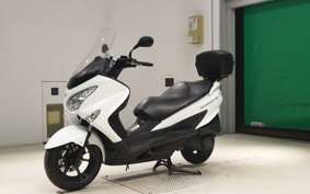 SUZUKI SKYWAVE 200 (Burgman 200) CH41A