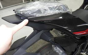 YAMAHA YZF-R1 2019