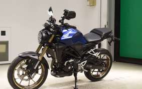 HONDA CB250RA 2016 MC52