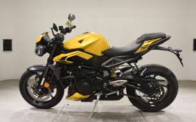 TRIUMPH STREET TRIPLE RS 2023