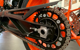 KTM 890 DUKE GP 2026 TU940