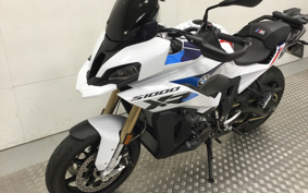 BMW S1000XR 2026 0P11